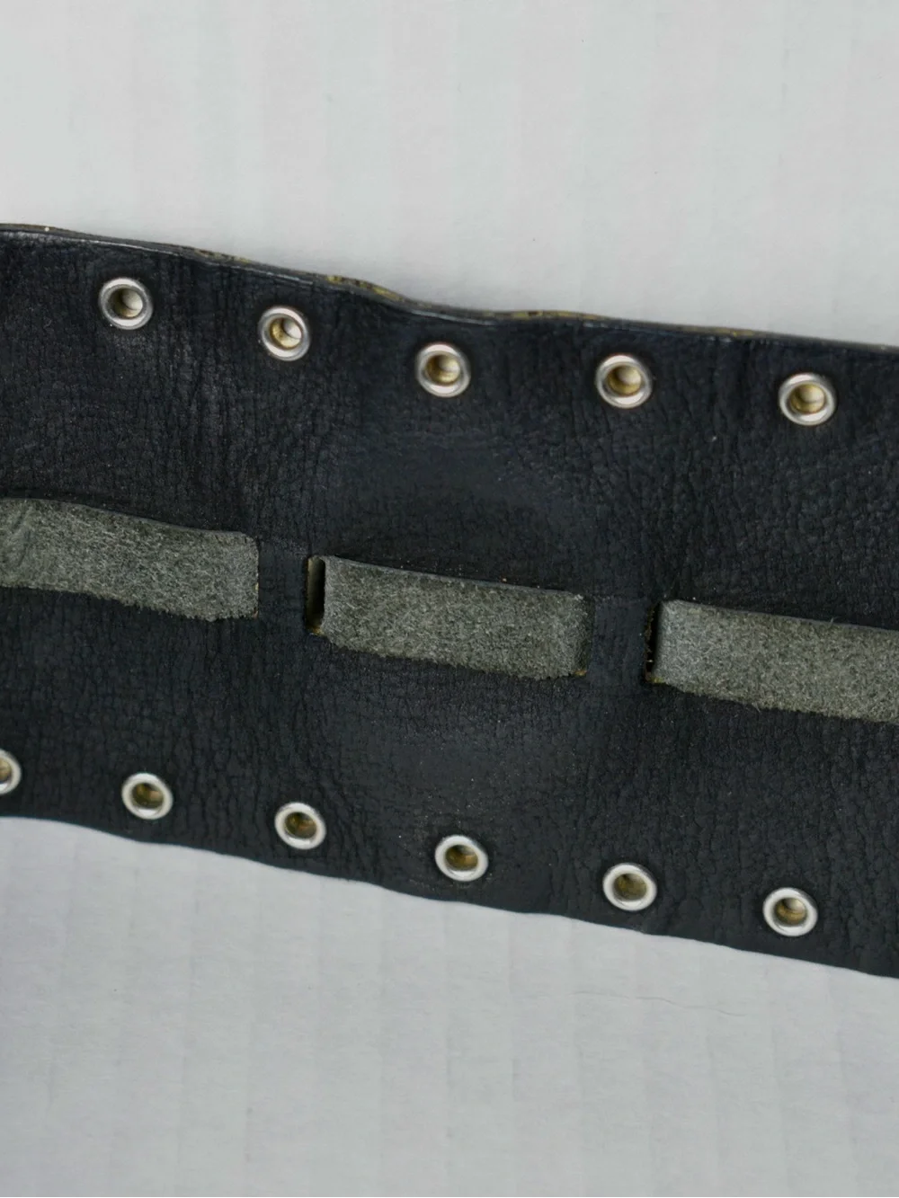 Donald J Pliner Leather Wrap Belt Chocolate Brown Studded Embossed Tie Rare